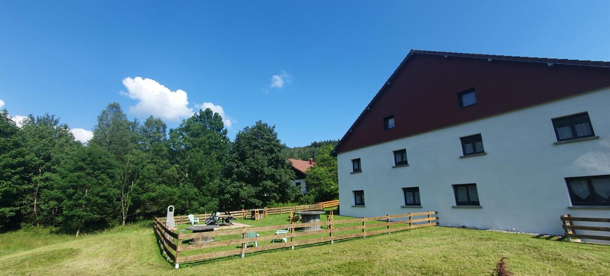 Appart Le Cerf 4 Etoiles 74M2 Cornimont Bagian luar foto